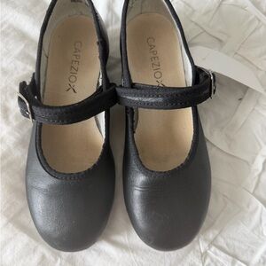 Capezio Black Girls Mary Jane Dance Flats with Adjustable Strap